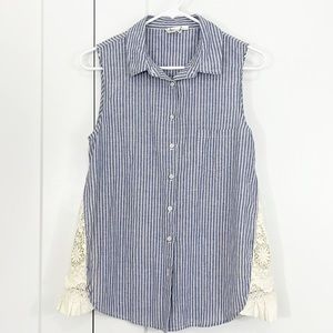 White Crow Small Blue and White Pinstripe Lace Button Down Sleeveless Blouse